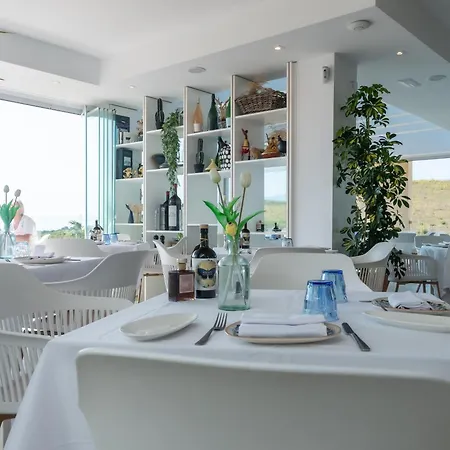 公寓 Lagoon Alcazaba, 2bdr, Ac, Parking, Pool