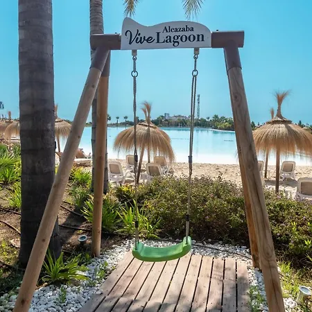 Lagoon Alcazaba, 2bdr, Ac, Parking, Pool شقة إِستيبونا