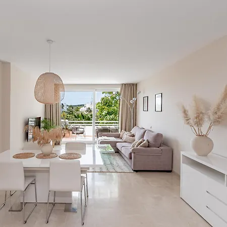 شقة Lagoon Alcazaba, 2bdr, Ac, Parking, Pool