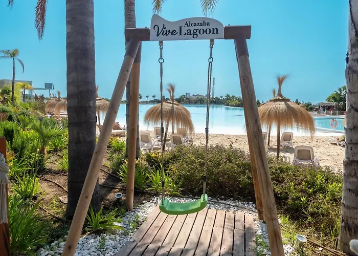 Lagoon Alcazaba, 2bdr, Ac, Parking, Pool アパート エステポナ