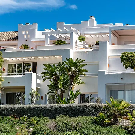Lagoon Alcazaba, 2bdr, Ac, Parking, Pool Lägenhet