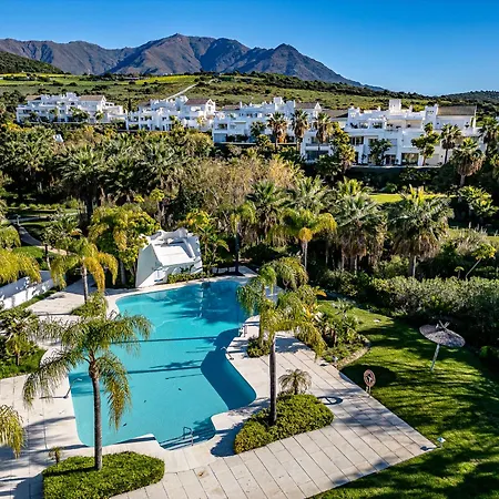Lägenhet Lagoon Alcazaba, 2bdr, Ac, Parking, Pool Estepona